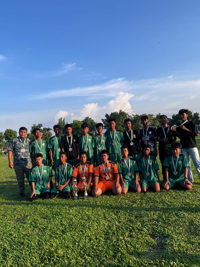 Semangat di Lapangan